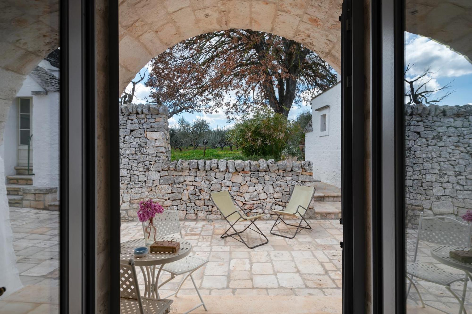 Agriturismo Masseria Aprile Локоротондо Экстерьер фото
