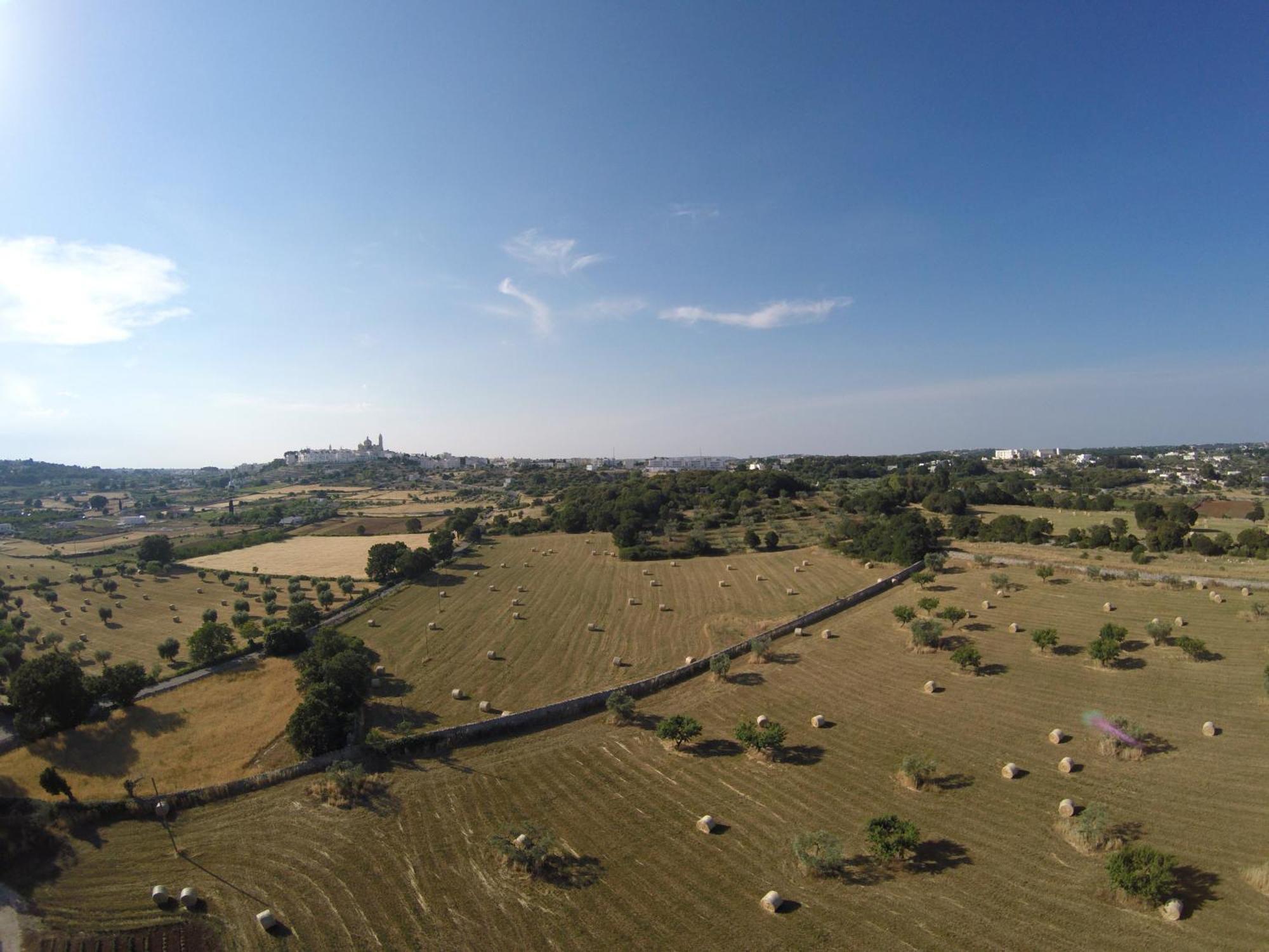 Agriturismo Masseria Aprile Локоротондо Экстерьер фото